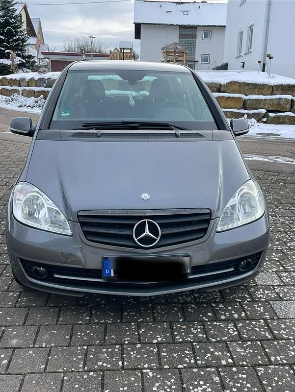 Silber Gebraucht 2008 Mercedes A150 Kleinwagen | 2.200 € (Fairer Preis) - Bild 1/4