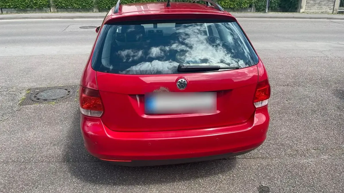 Gebraucht VW Golf VI 122 PS (89 kW) 2009 Rot Kleinwagen