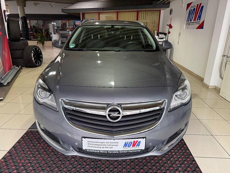 Grau Gebraucht 2016 Opel Insignia Business Kombi | 5.690 € (Fairer Preis) - Bild 1/4