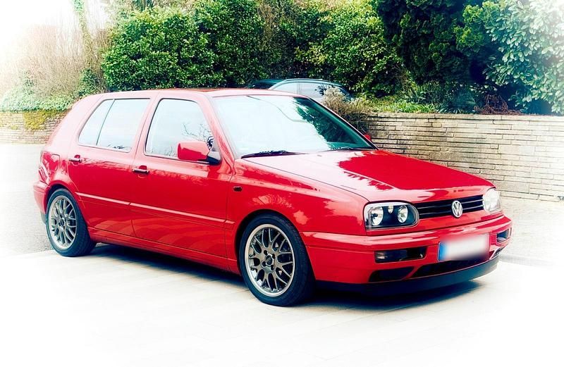 Gebraucht VW Golf III 60 PS (44 kW) 1997 Rot Limousine