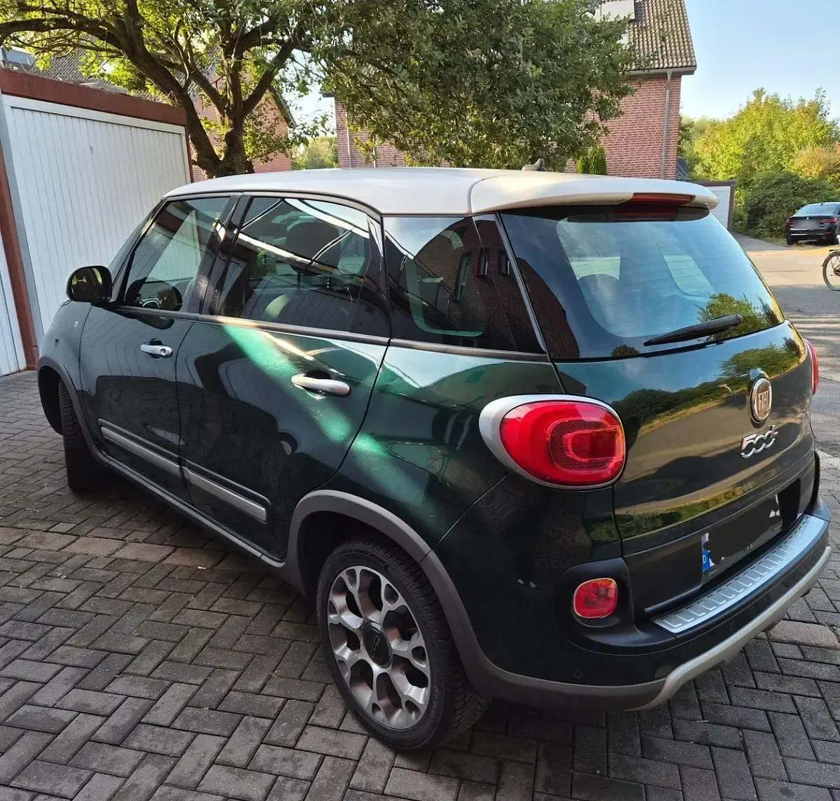 Gebraucht Fiat 500L Trekking 95 PS (69 kW) 2016 Weiß Van / Kleinbus