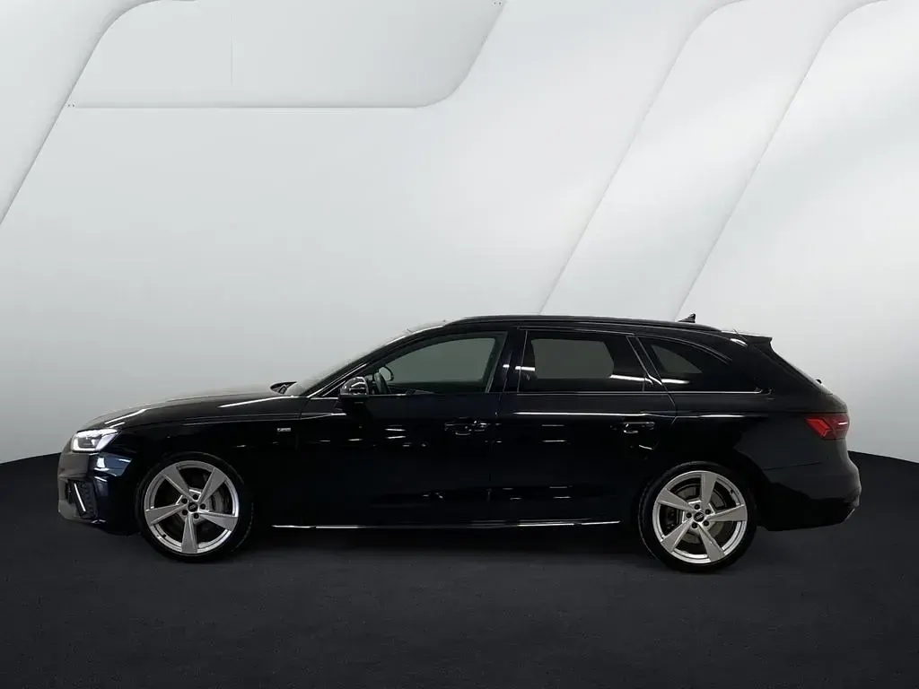 Gebraucht Audi A4 Sport 286 PS (210 kW) 2022 Schwarz Kombi