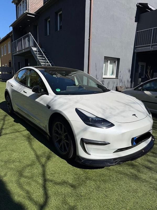 Gebraucht Tesla Model 3 Long Range RWD 208 kW (283 PS) 2023 Weiß Limousine