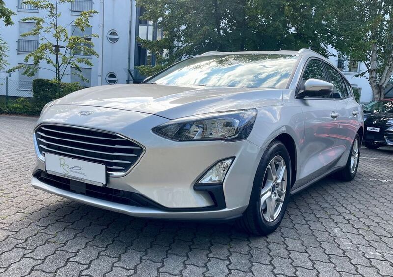 Silber Gebraucht 2022 Ford Focus Cool & Connect Kombi | 11.999 € (Guter Preis) - Bild 1/4