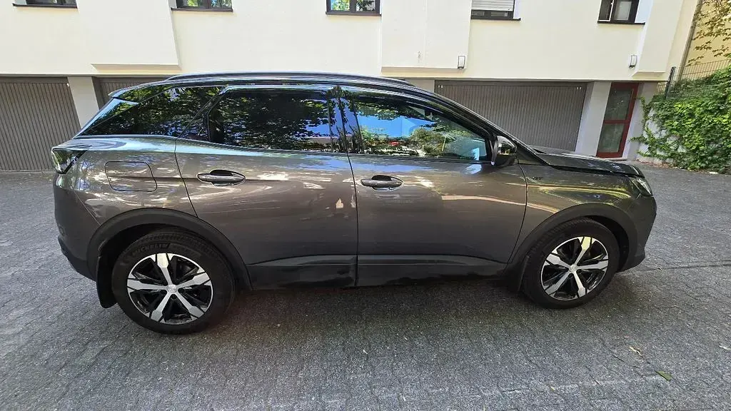 Gebraucht Peugeot 3008 GT 150 PS (110 kW) 2021 Grau SUV