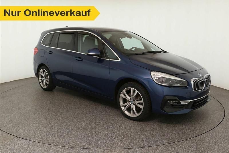 Blau Gebraucht 2021 BMW 218 Gran Tourer Luxury Line Van / Kleinbus | 18.860 € (Guter Preis) - Bild 1/3