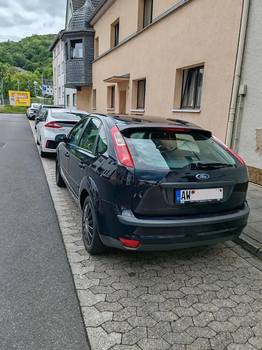 Gebraucht Ford Focus 115 PS (84 kW) 2005 Blau Kombi