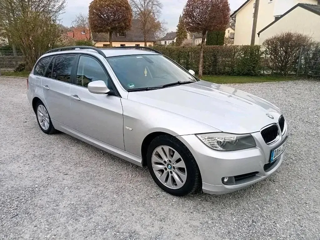 Używany BMW 320 177 KM (130 kW) 2009 Srebrny Kombi