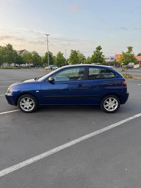 Gebraucht Seat Ibiza 75 PS (55 kW) 2004 Blau Kleinwagen