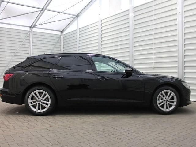 Gebraucht Audi A6 Design 340 PS (250 kW) 2022 Mythosschwarz metallic Kombi