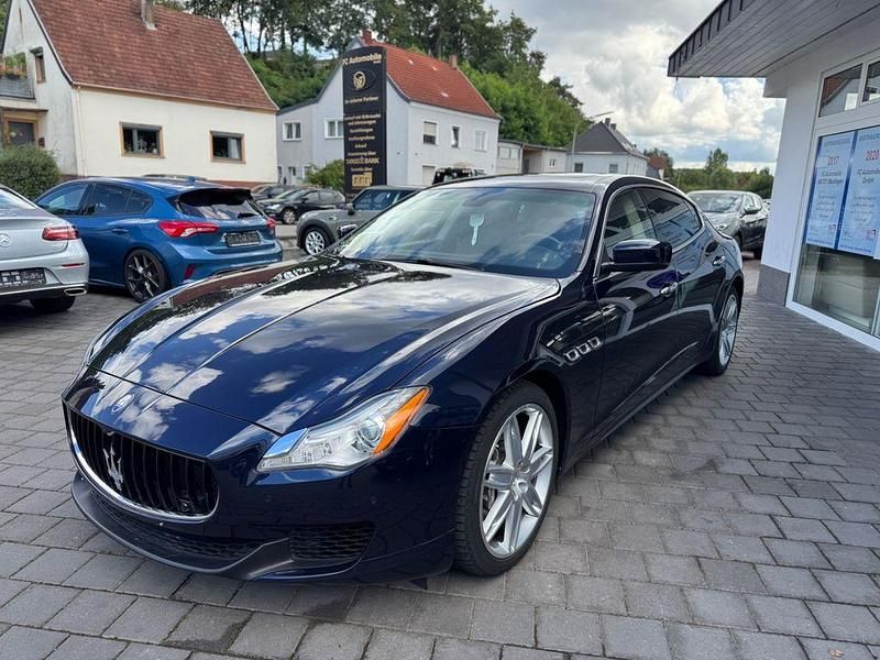 Blau Gebraucht 2016 Maserati Quattroporte GranLusso Limousine | 23.900 € (Superpreis) - Bild 1/4