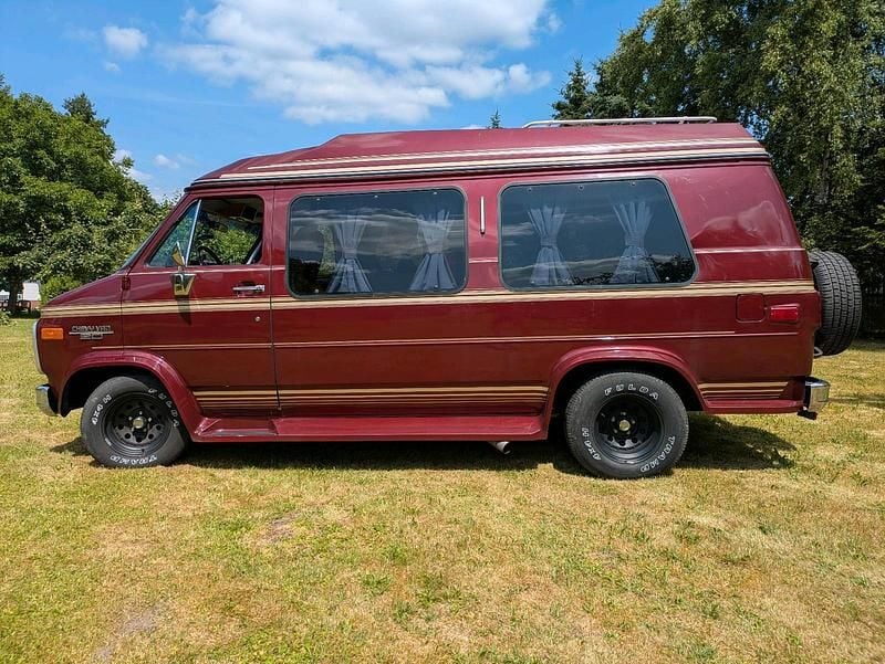 Gebraucht Chevrolet Starcraft 1990 Rot Van