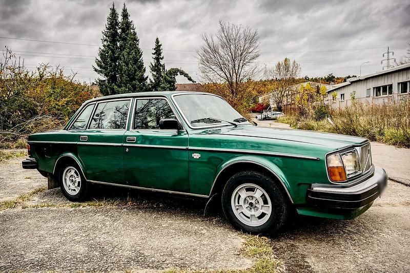 Gebraucht Volvo 264 114 PS (83 kW) 1979 Grün Limousine