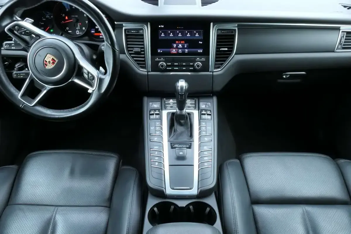 Gebraucht Porsche Macan 252 PS (185 kW) 2017 Weiß SUV