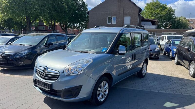 Blau Gebraucht 2012 Opel Combo Edition Van / Kleinbus | 6.750 € (Fairer Preis) - Bild 1/4