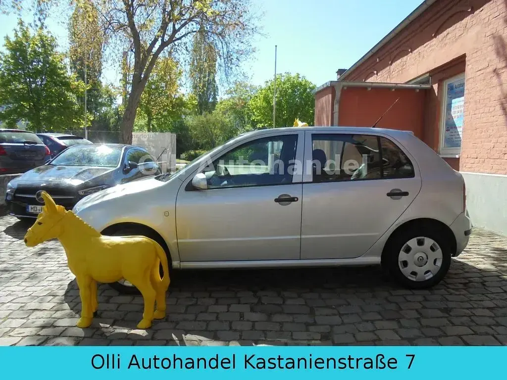 Second-hand Skoda Fabia 54 CP (39 kW) 2004 Gri Berlinǎ