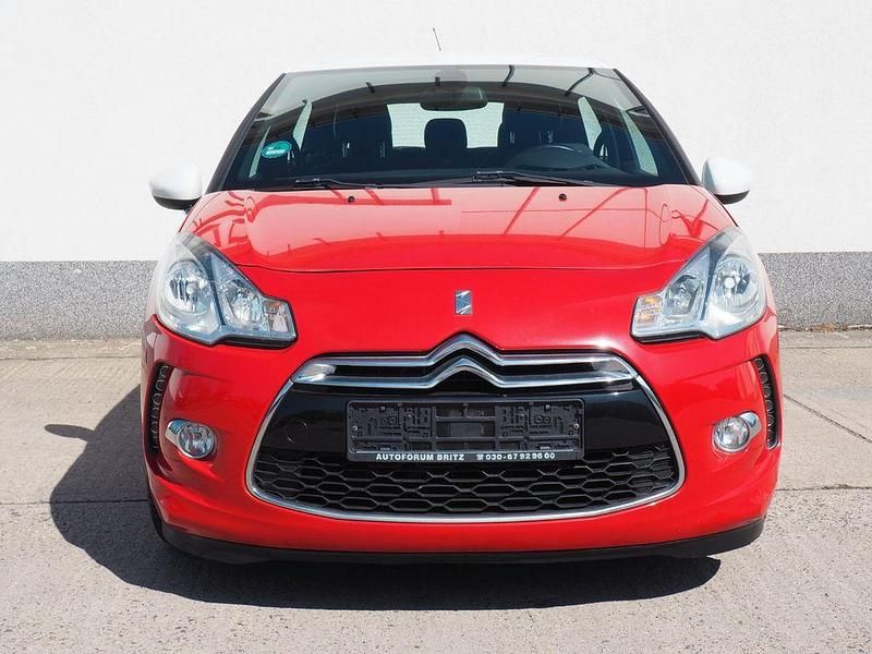 Second-hand Citroën DS3 Chic 95 CP (69 kW) 2012 Roșu Hatchback