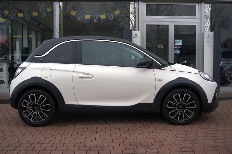 Gebraucht Opel Adam Rocks Rocks 116 PS (85 kW) 2016 Weiß Kleinwagen