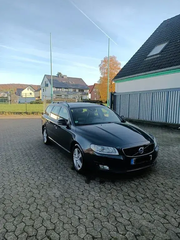 Gebraucht Volvo V70 Linje Svart 150 PS (110 kW) 2016 Grau Kombi