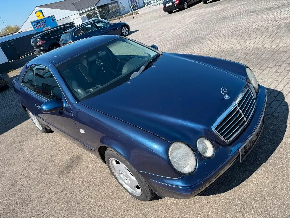 Gebraucht Mercedes CLK200 192 PS (141 kW) 1999 Blau Coupé