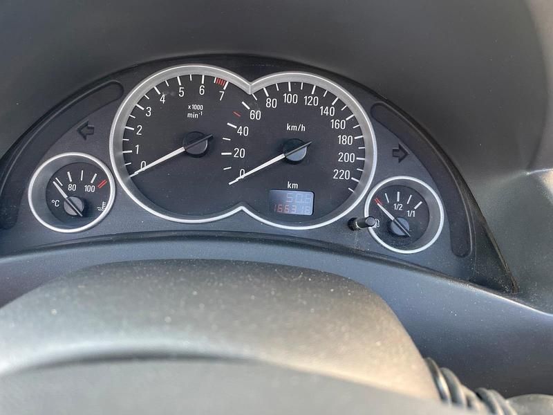 Gebraucht Opel Tigra 116 PS (85 kW) 2005 Schwarz Cabrio