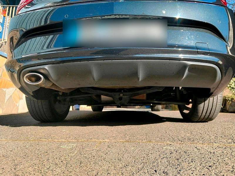 Gebraucht Opel Cascada Innovation 120 PS (88 kW) 2014 Schwarz Cabrio