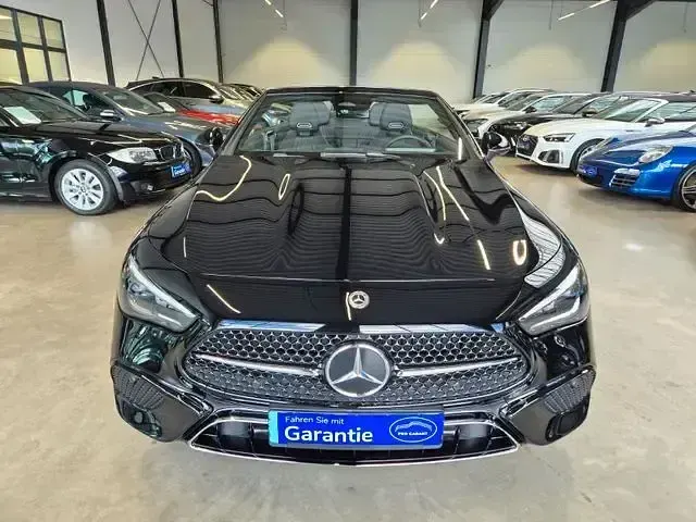 Gebraucht Mercedes CLE200 Advanced 227 PS (166 kW) 2025 Schwarz Cabrio