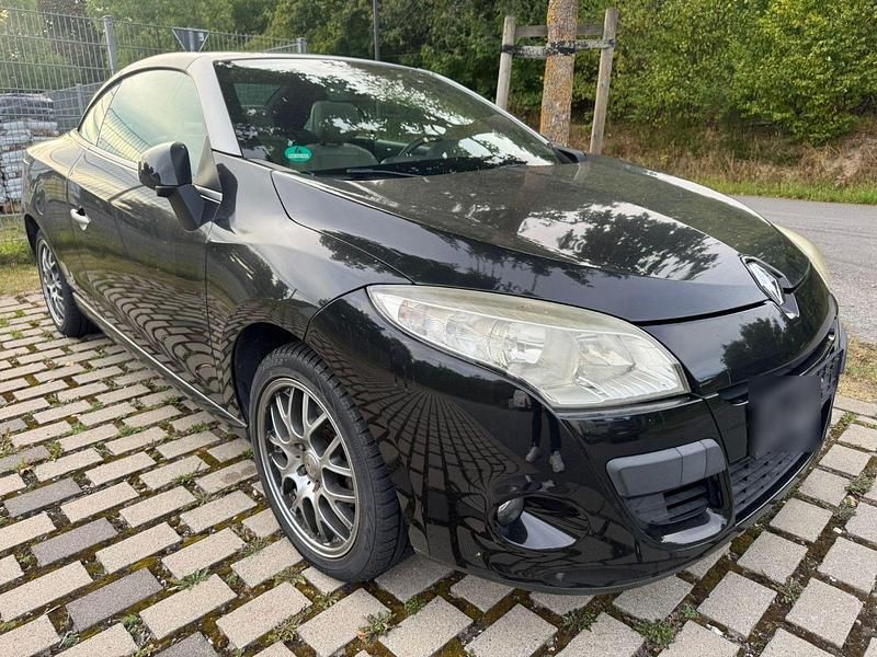 Schwarz Gebraucht 2011 Renault Mégane Cabriolet Cabrio | 4.299 € (Guter Preis) - Bild 1/4