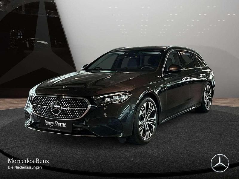 Second-hand Mercedes E300 Avantgarde 197 CP (144 kW) 2025 Gri Berlinǎ