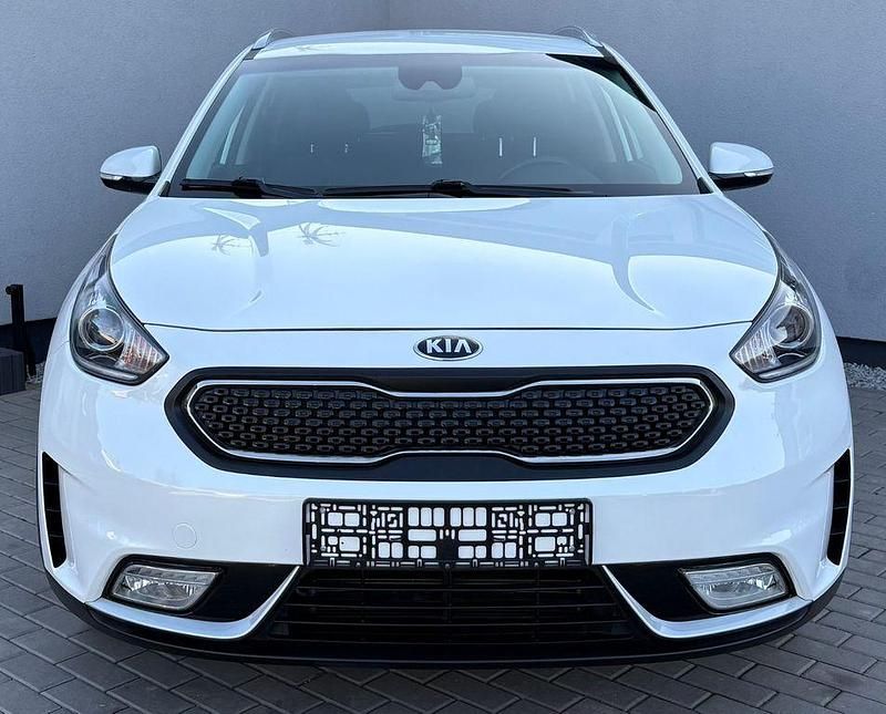 Gebraucht Kia Niro Edition 7 105 PS (77 kW) 2018 Weiß SUV