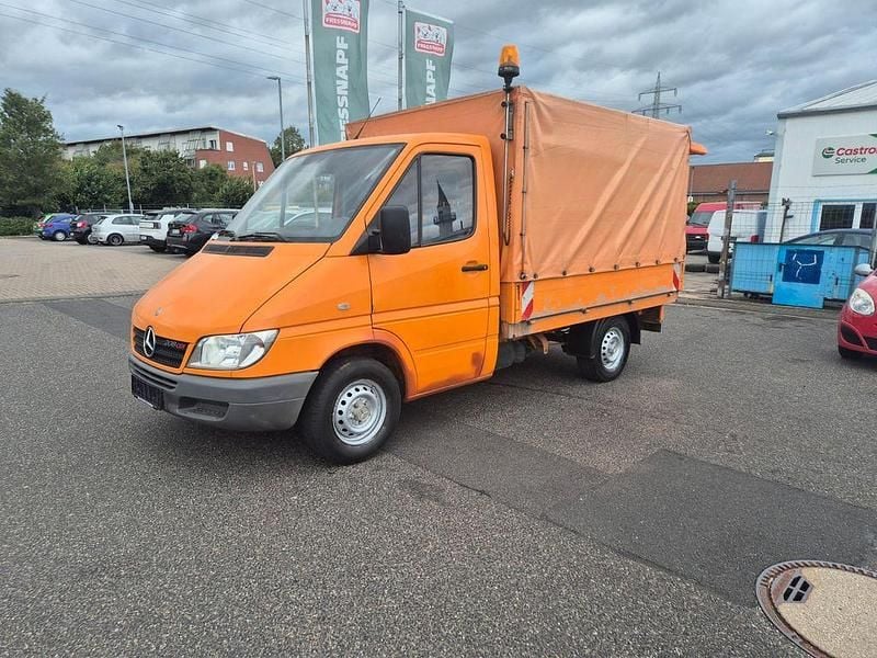 Gebraucht Mercedes Sprinter 82 PS (60 kW) 2006 Orange Van