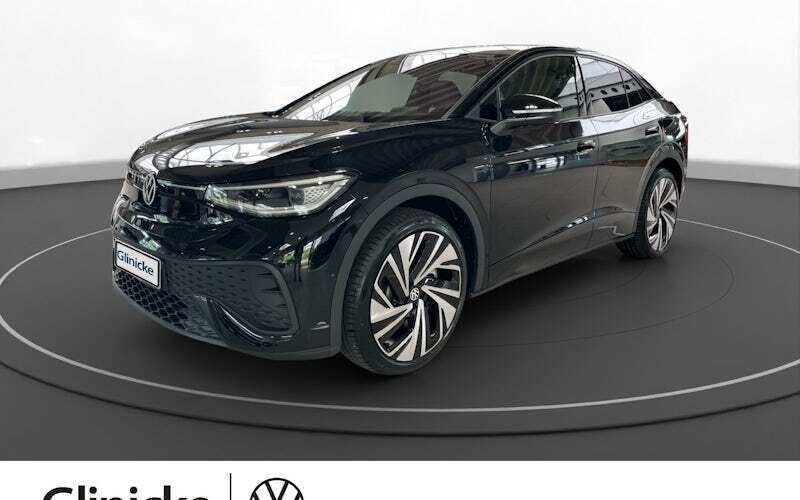 Grenadillschwarz metallic Neu 2025 VW ID.5 Pro SUV | 63.898 € (Teuer) - Bild 1/4