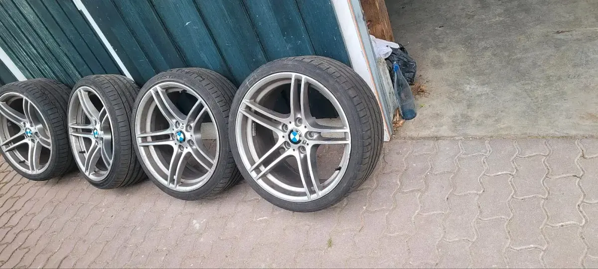 Gebraucht BMW 318 143 PS (105 kW) 2012 Andere farben Kombi
