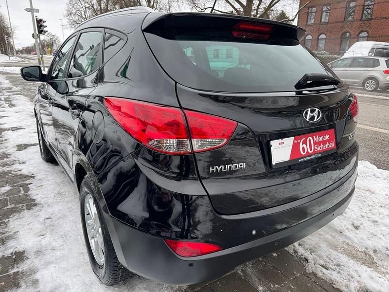 Gebraucht Hyundai ix35 135 PS (99 kW) 2013 Schwarz SUV