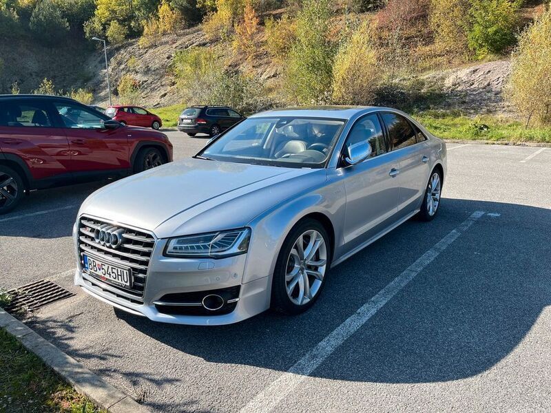 Silber Gebraucht 2015 Audi S8 Sport Limousine | 28.500 € (Superpreis) - Bild 1/4