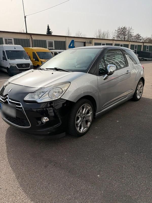 Gebraucht Citroën DS3 156 PS (114 kW) 2013 Silber Kleinwagen