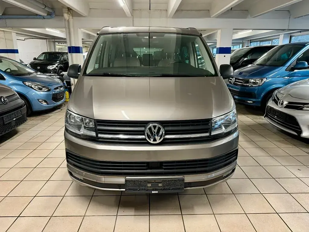 Gebraucht VW California Beach 204 PS (150 kW) 2016 Mojave beige metallic Van
