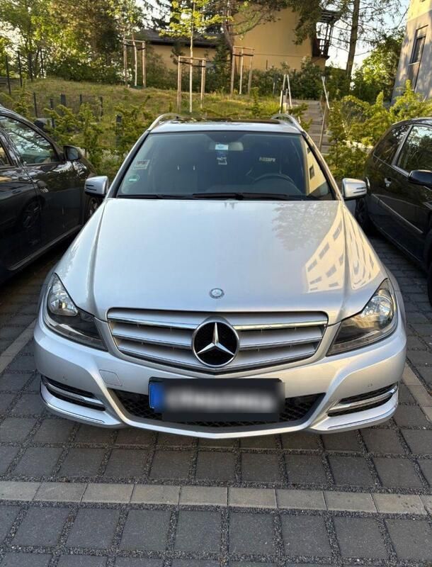 Silber Gebraucht 2012 Mercedes C180 Avantgarde Kombi | 7.250 € (Superpreis) - Bild 1/4