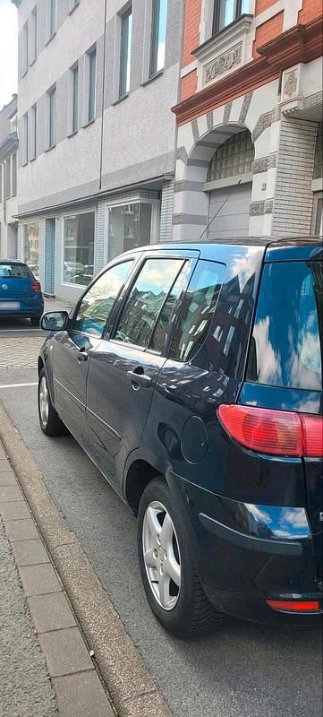 Gebraucht Mazda 2 75 PS (55 kW) 2005 Blau Kleinwagen