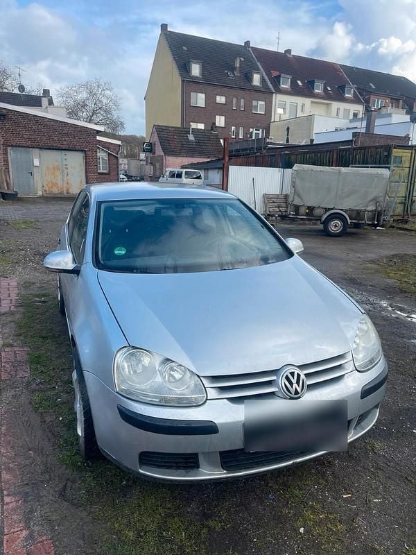 Gebraucht VW Golf V 75 PS (55 kW) 2004 Silber Kleinwagen