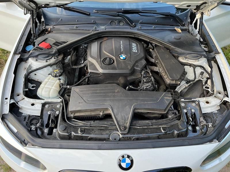 Gebraucht BMW 116 116 PS (85 kW) 2017 Weiß Kleinwagen