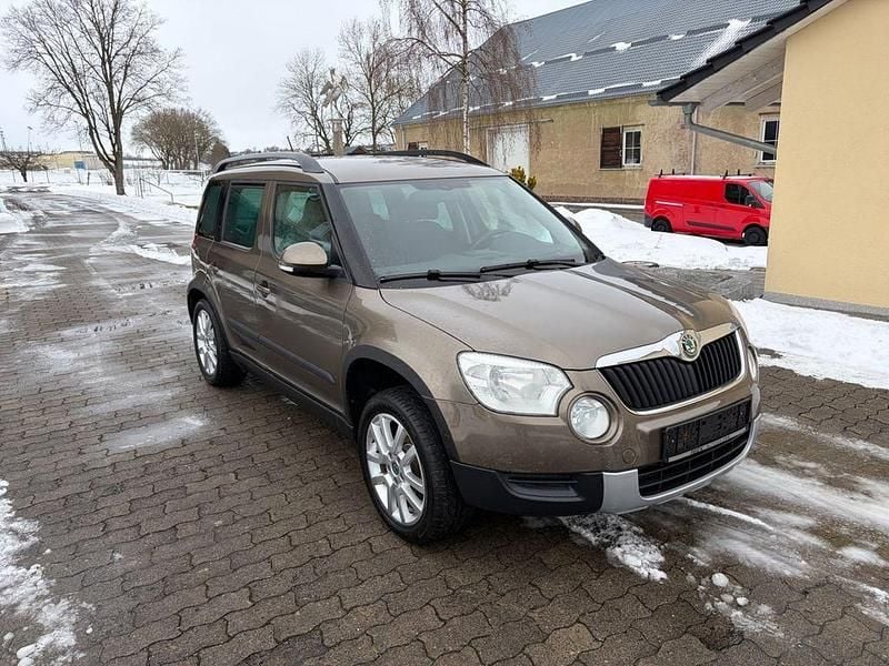 Gebraucht Skoda Yeti Plus Edition 110 PS (80 kW) 2011 Braun SUV