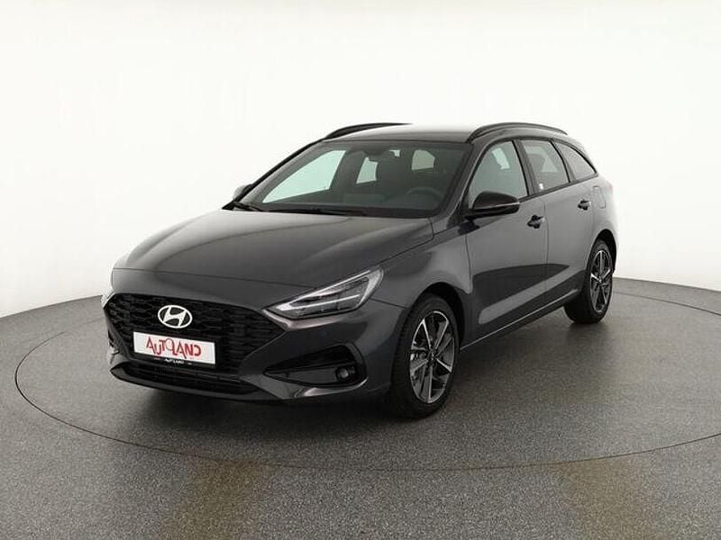 Neu Hyundai i30 140 PS (102 kW) 2025 Grau Kombi