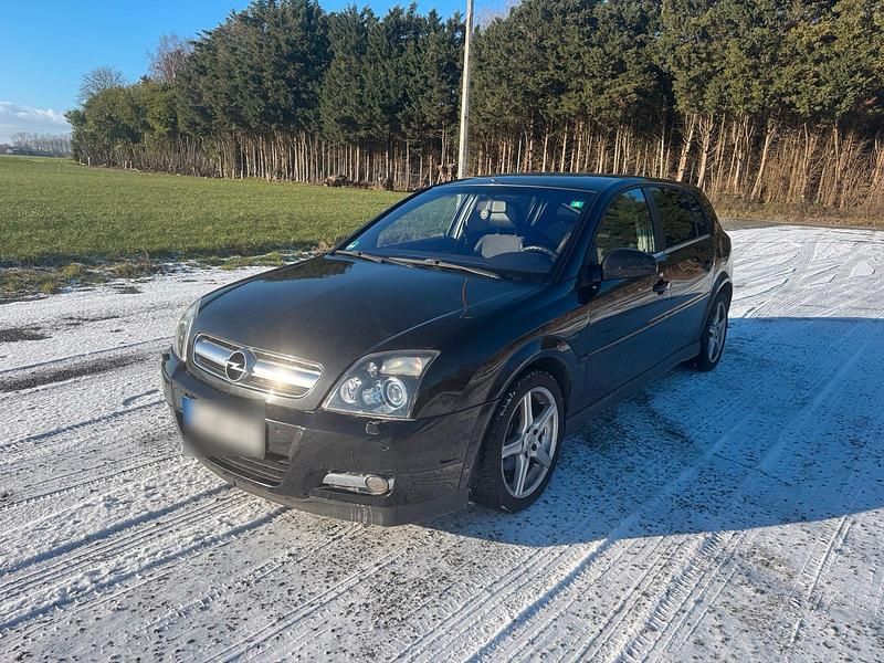 Gebraucht Opel Signum 150 PS (110 kW) 2005 Schwarz Kleinwagen