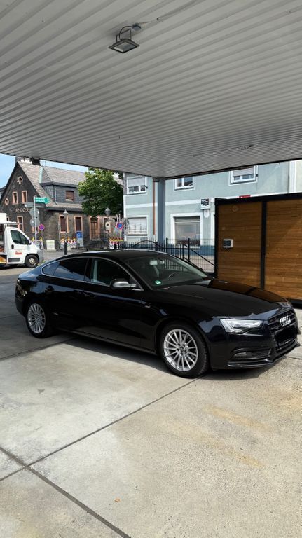 Schwarz Gebraucht 2014 Audi A5 Sportback Sport Limousine | 13.000 € (Guter Preis) - Bild 1/4
