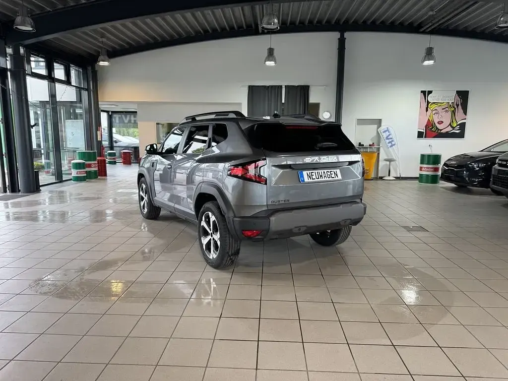Neu Dacia Duster Journey 122 PS (89 kW) 2026 Grau SUV