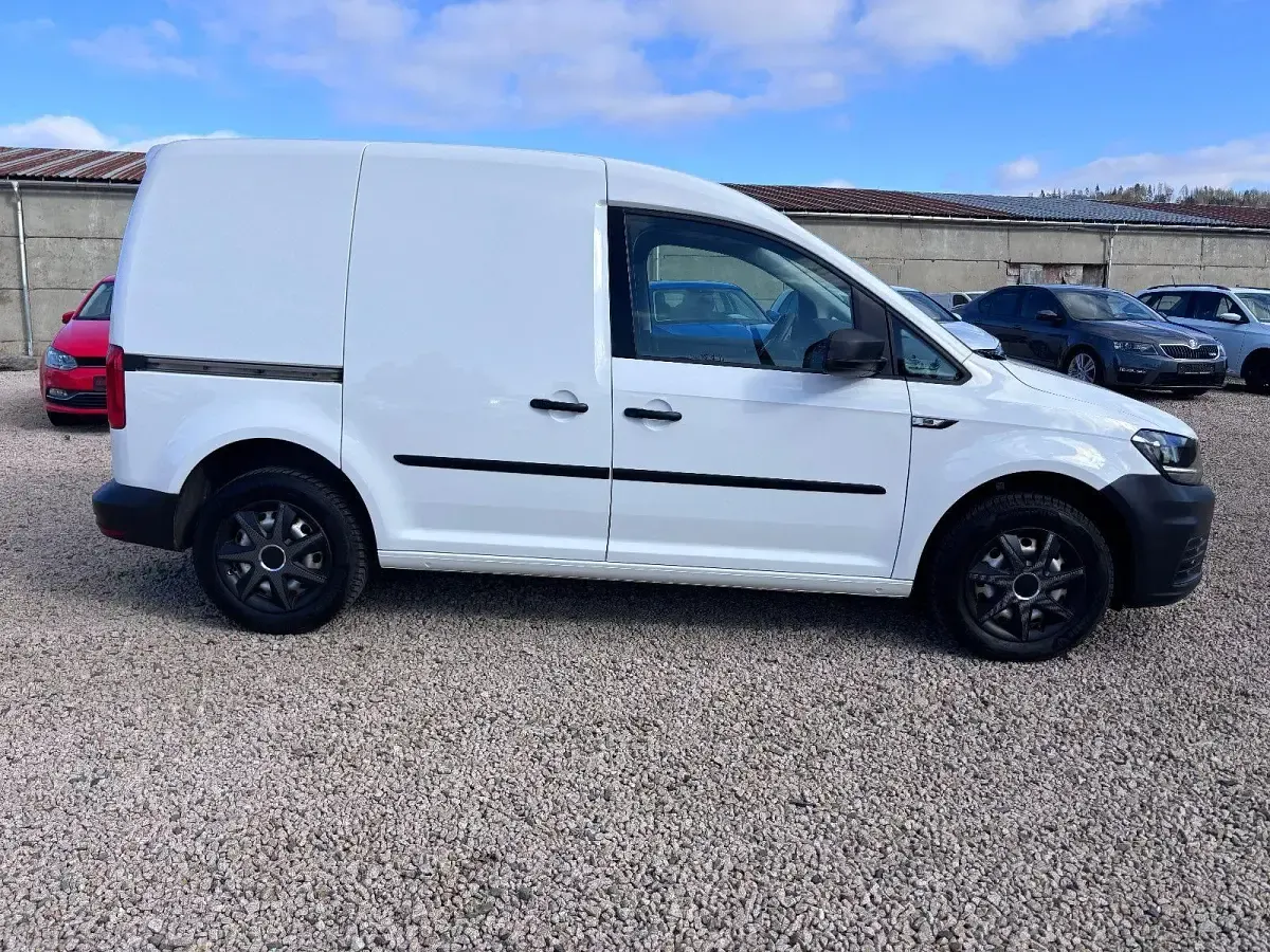 Gebraucht VW Caddy 75 PS (55 kW) 2021 Weiß Van / Kleinbus