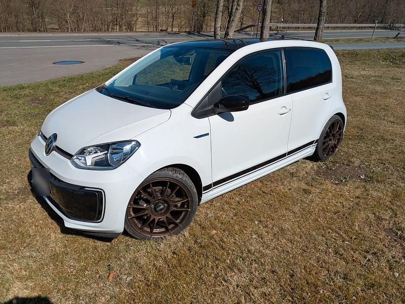 Gebraucht VW e-up! Style 61 kW (83 PS) 2020 Weiß Kleinwagen