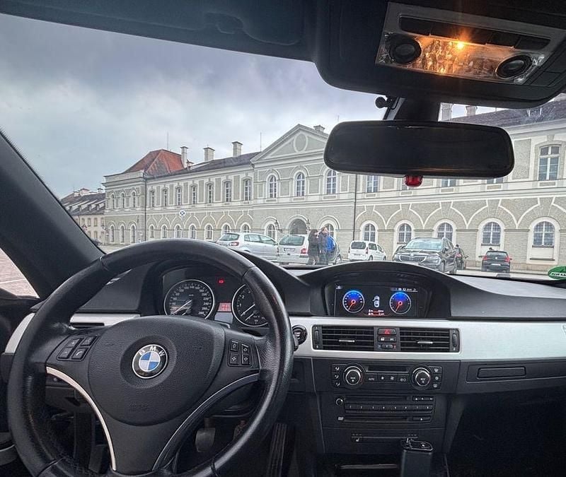 Gebraucht BMW 325 Cabriolet Performance 218 PS (160 kW) 2007 Blau Cabrio