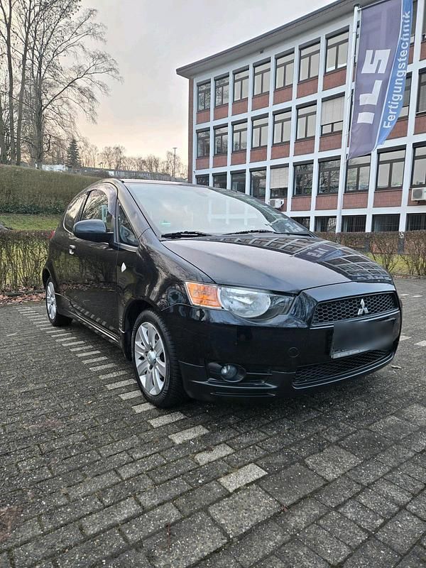 Gebraucht Mitsubishi Colt 75 PS (55 kW) 2010 Schwarz Kleinwagen